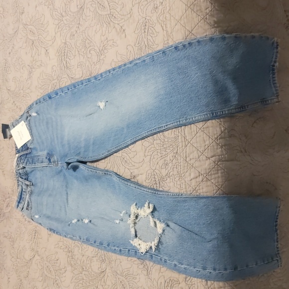 Abercrombie & Fitch High Rise Jeans 0R - Picture 2 of 8